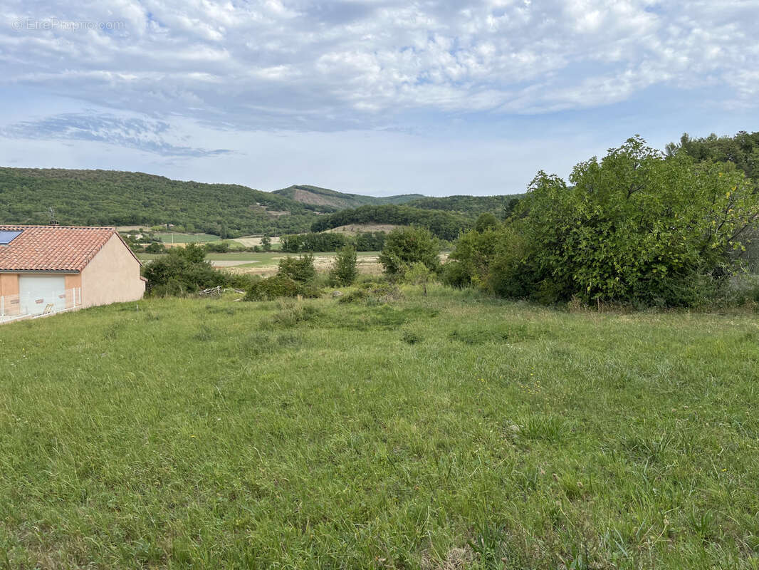 Terrain à PUY-SAINT-MARTIN