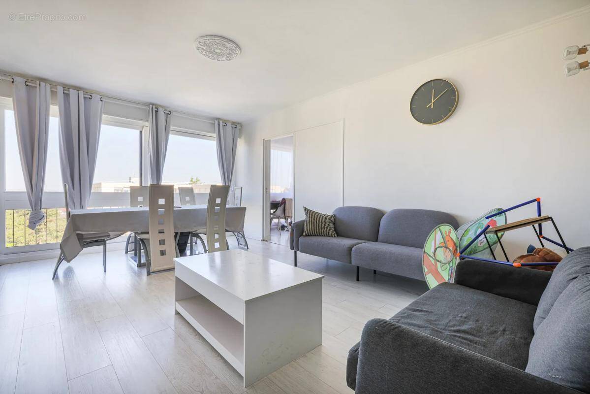 Appartement à RIS-ORANGIS