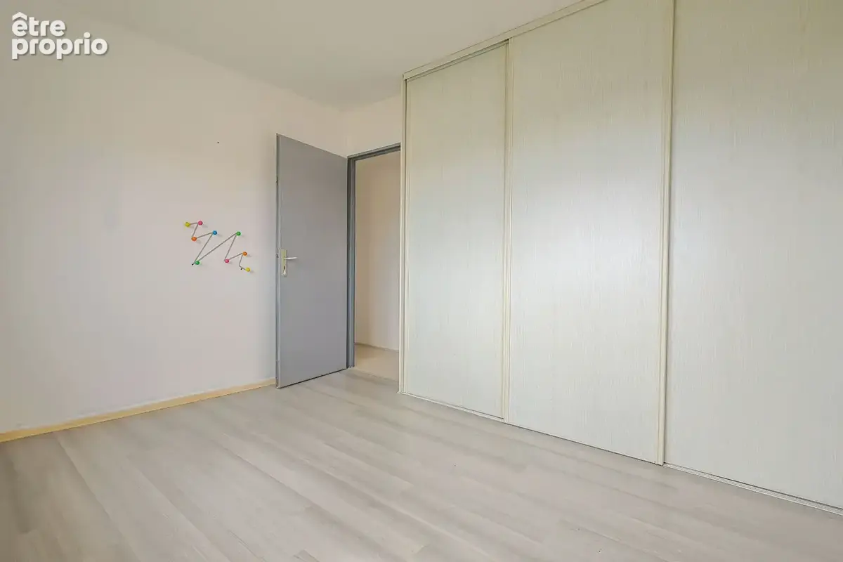 EXCLUSIVITÉ  - Maison lumineuse  - 3 chambres - Jardin - Garage - DPE C - photo 13