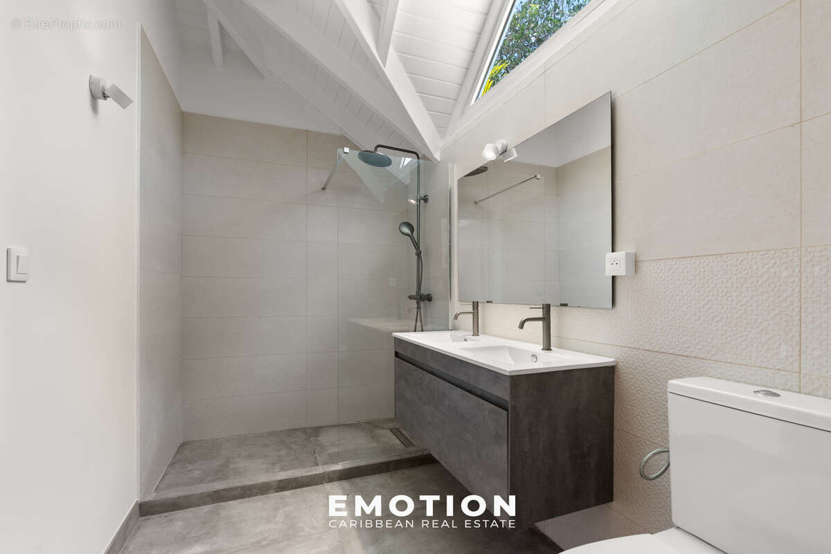 Maison 4 pièces BAIE ORIENTALE - Piscine vue mer - photo 12