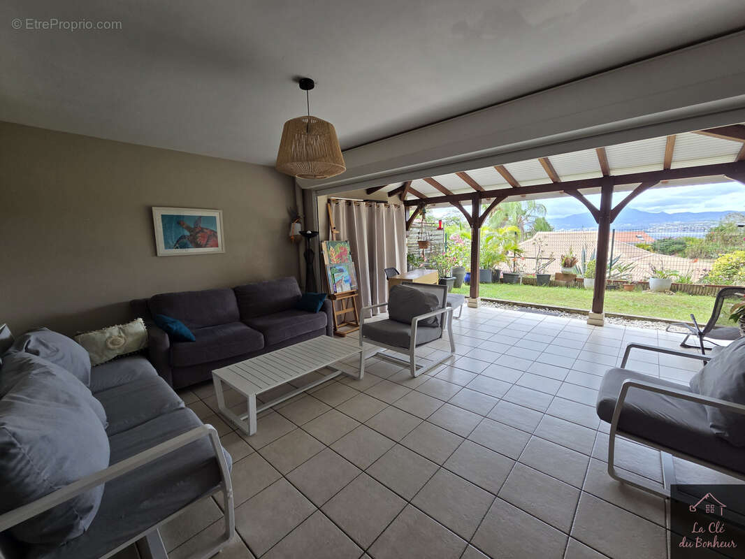 Appartement à LES TROIS-ILETS