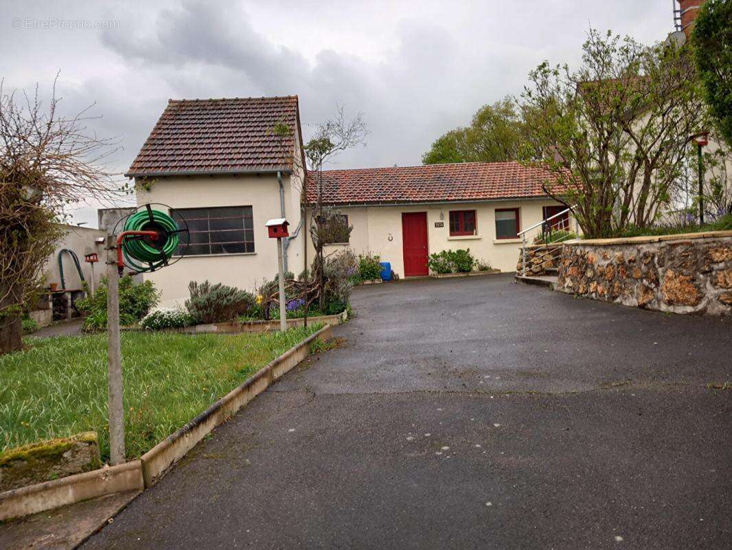 Maison à NEVOY