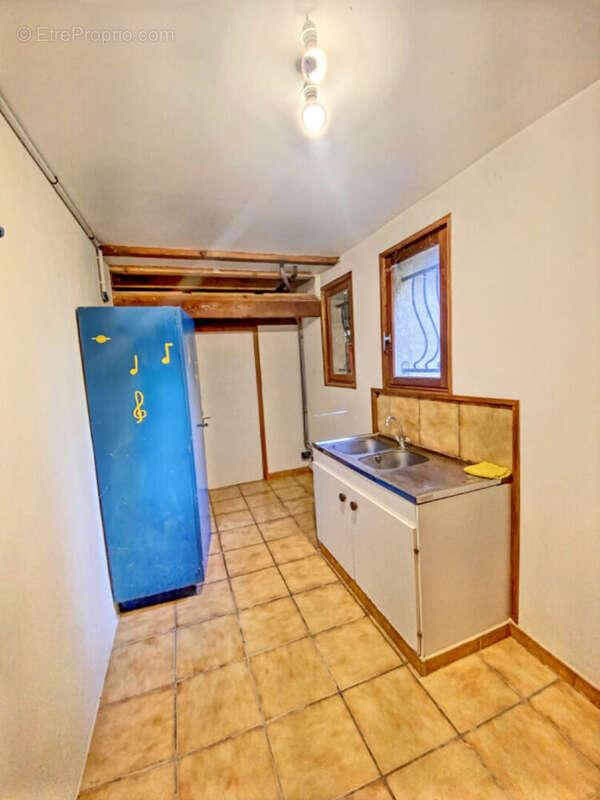 Maison à LAVERNOSE-LACASSE