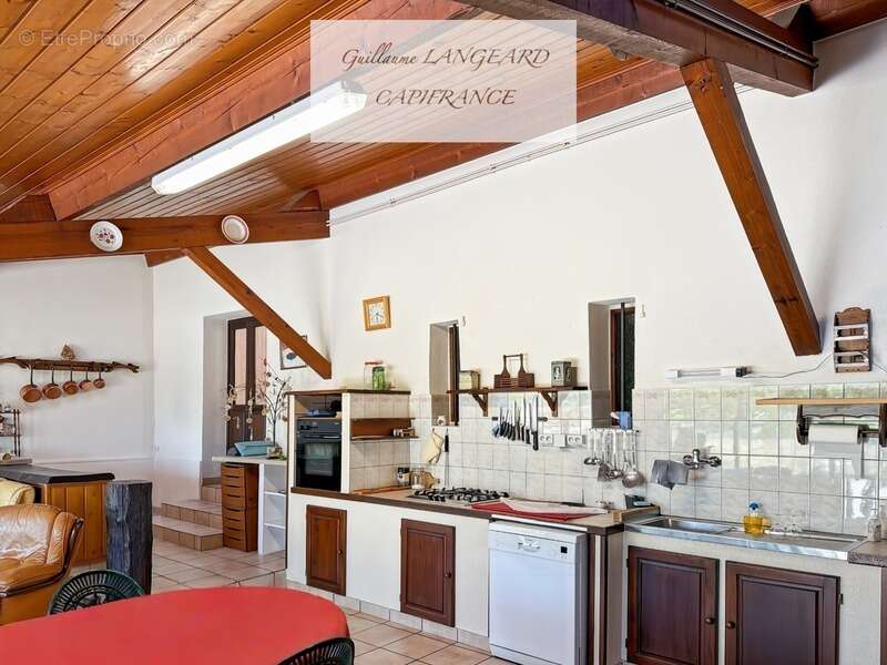 Revonnas (01250)- Ancienne Fruitière du XVIIe siècle - 247 m² de charme et d'histoire - photo 19
