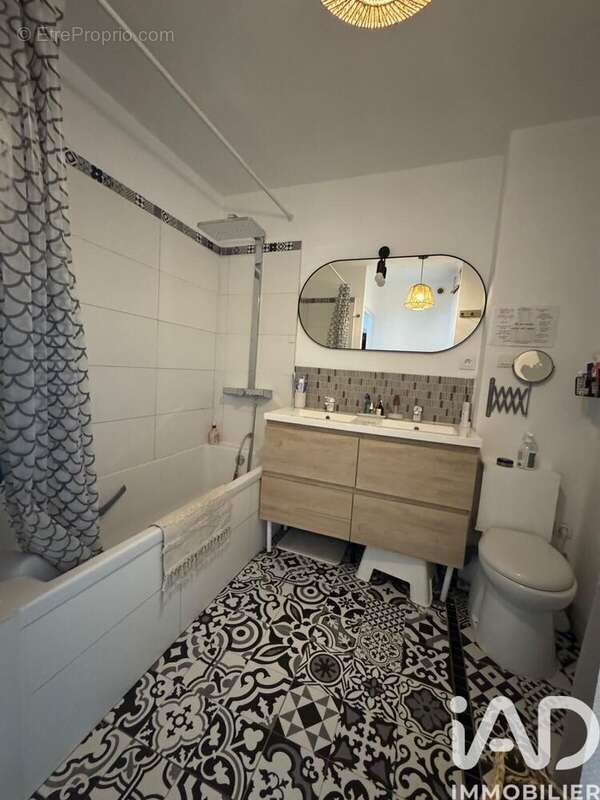Maison 181 m² à La Rochelle  - photo 7