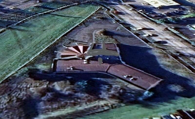 Commerce à GONDREVILLE