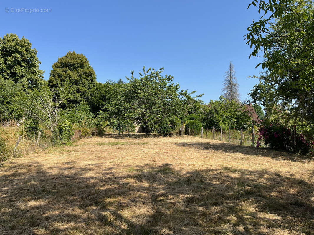 Maison à COUSSAC-BONNEVAL