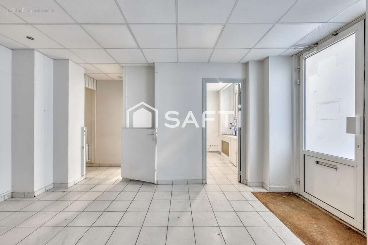 Photo 9 - Commerce à PARIS-19E