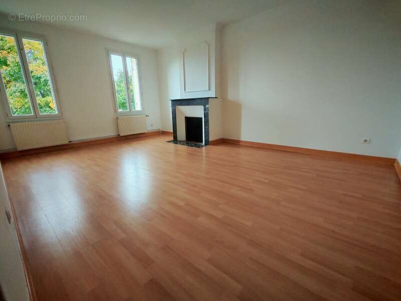 Maison à SAINT-EMILION