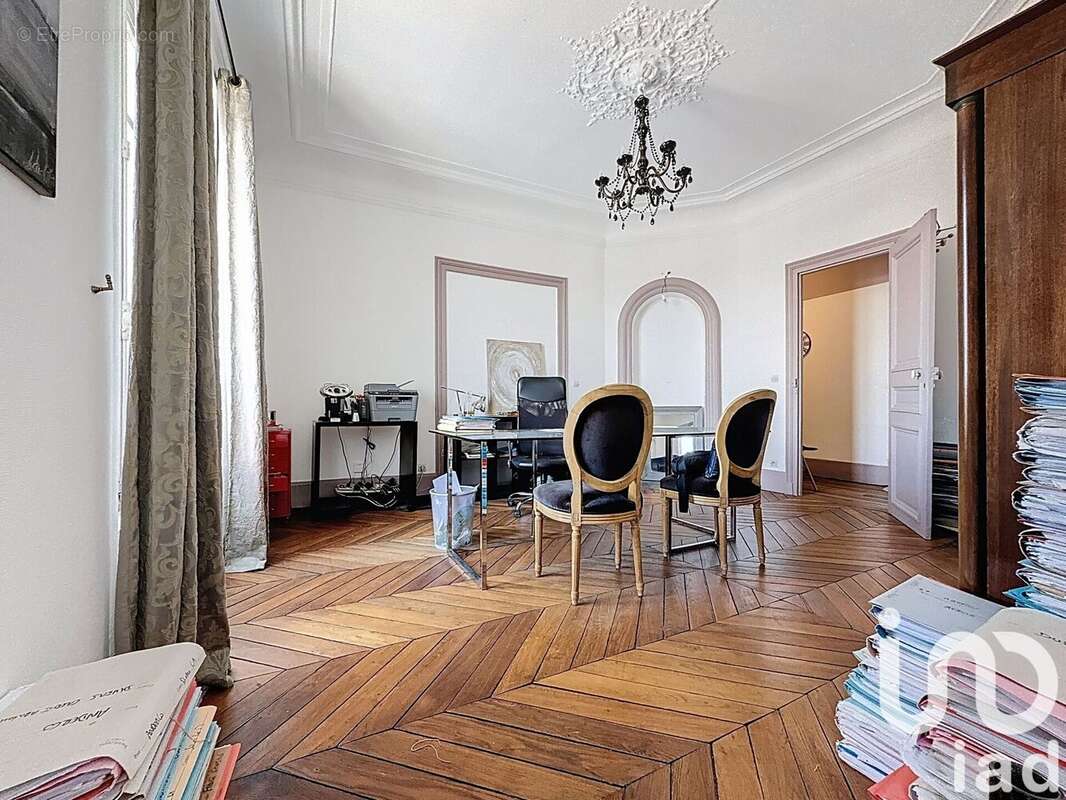 Photo 2 - Appartement à VERSAILLES