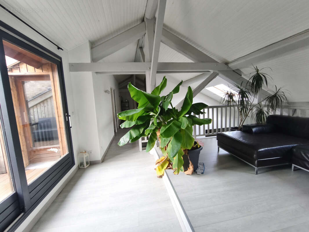 Duplex 182m2 avec tropézienne. - photo 2