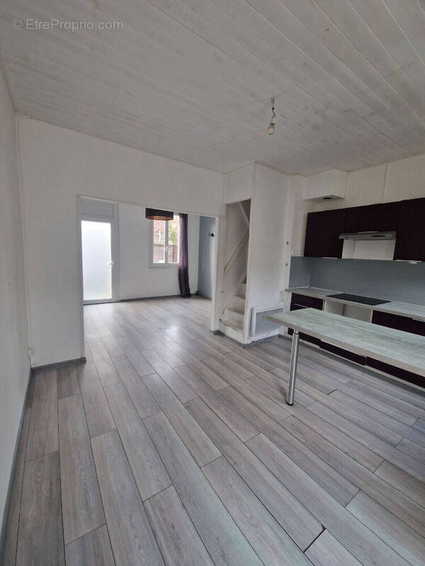 Maison à LILLEBONNE