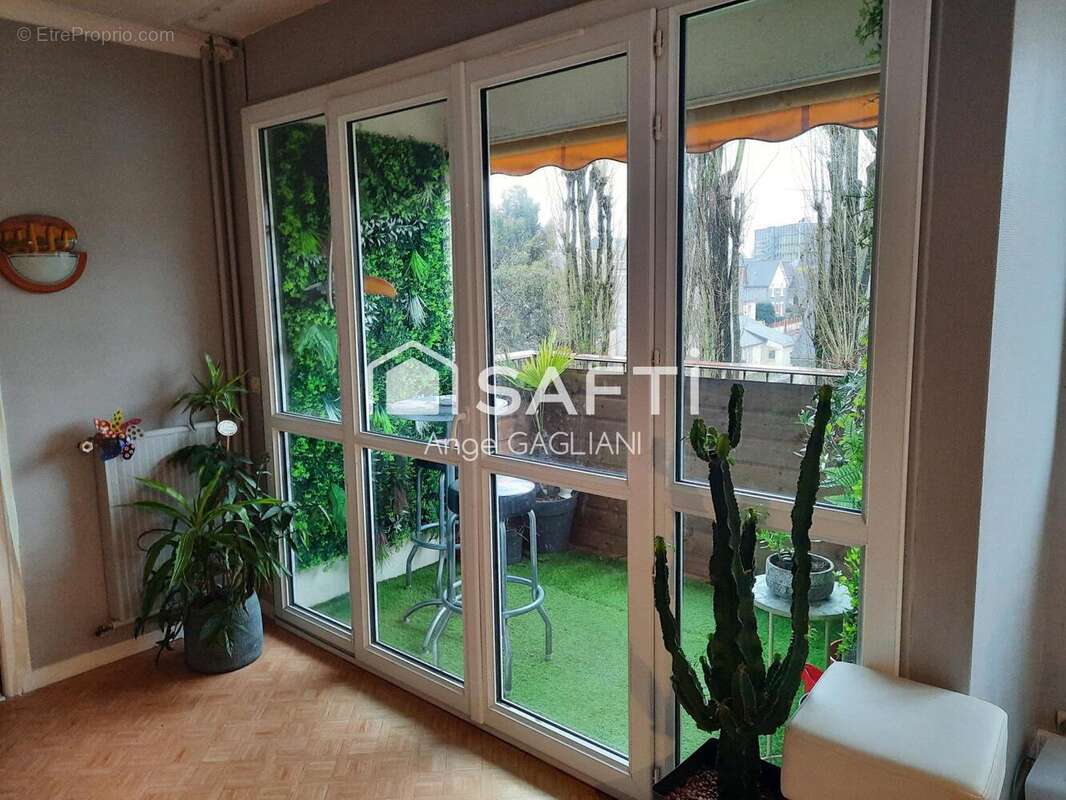 Photo 7 - Appartement à LAVAL