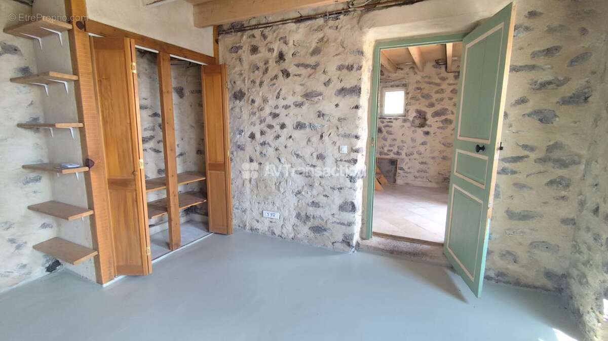 Maison à FREYSSENET