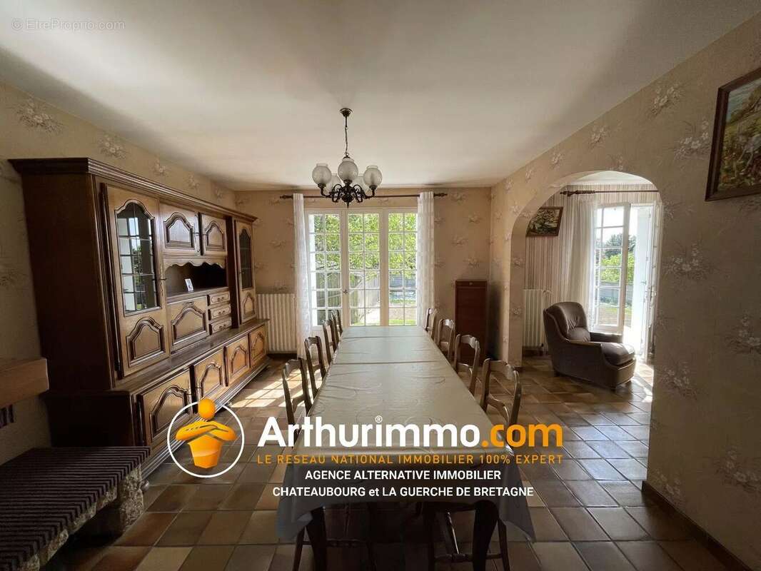 Maison à CHATEAUBOURG