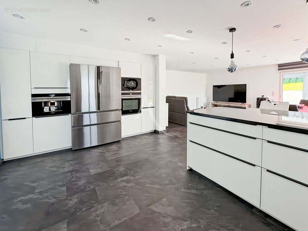 Maison à GRAND-CHAMP