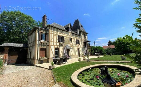 Maison à LA CHAPELLE-REANVILLE