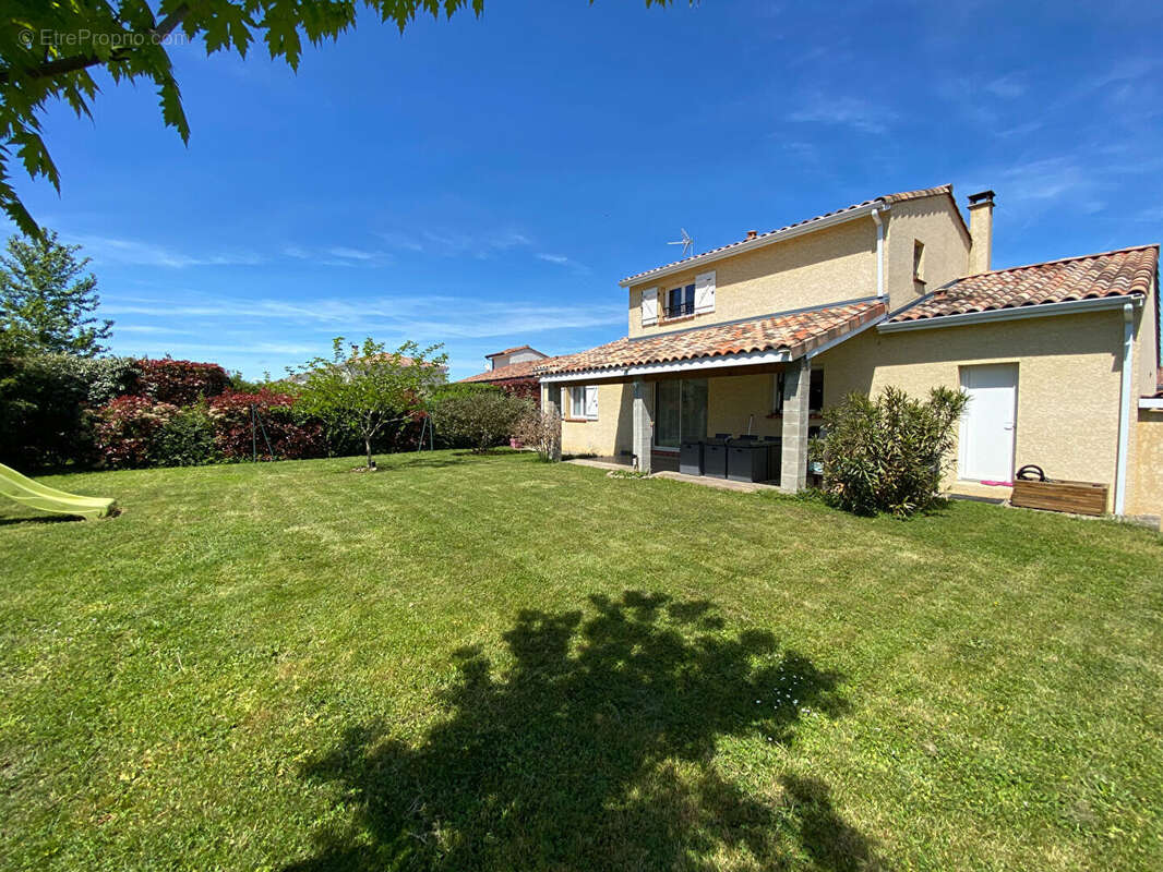 Maison à LAMASQUERE