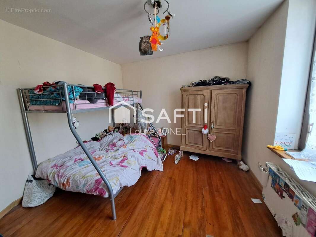 Photo 2 - Maison à VANNES-LE-CHATEL