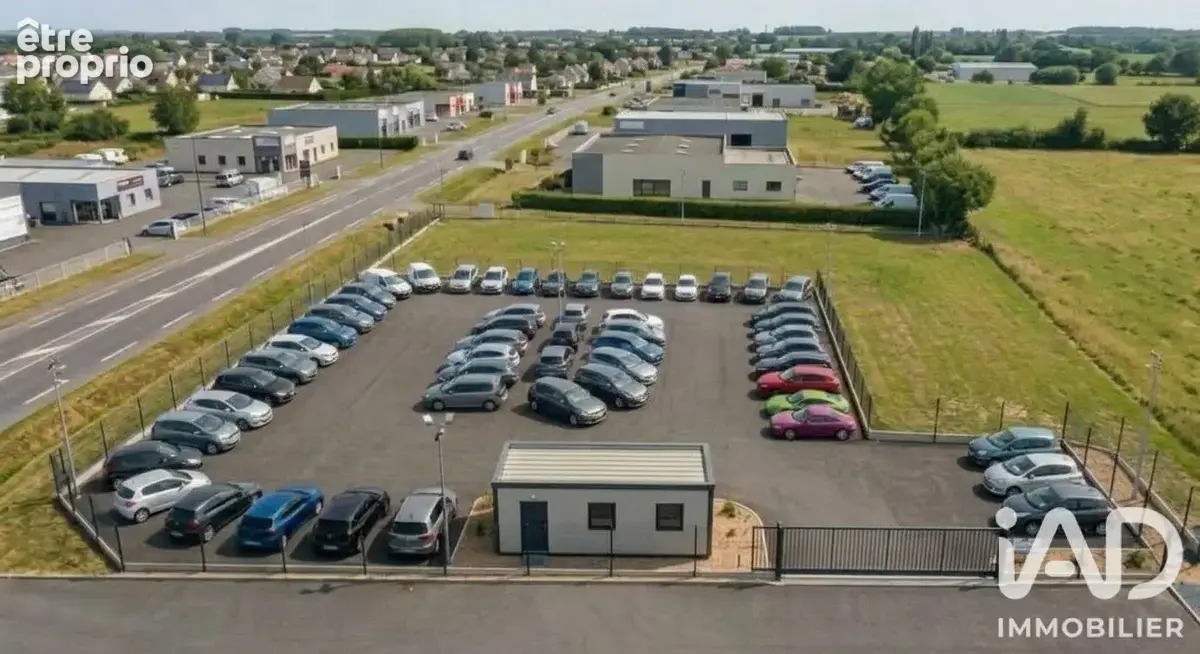Photo 1 - Commerce à SAINT-SYLVAIN-D'ANJOU