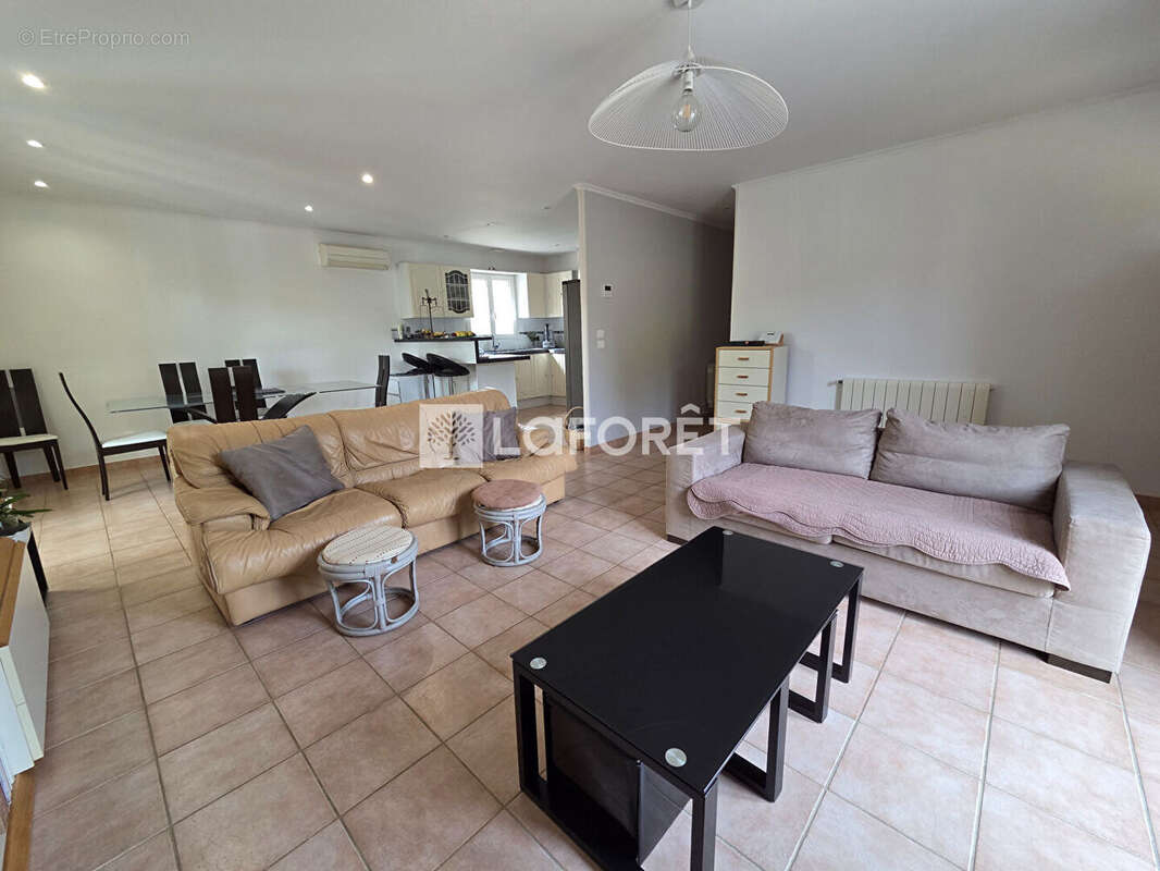 Maison à BRUE-AURIAC