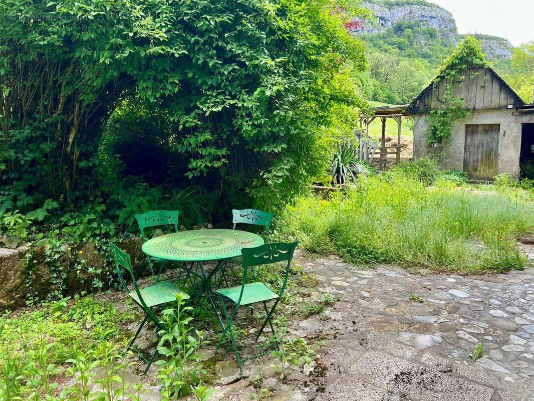 Maison à ALLEVES