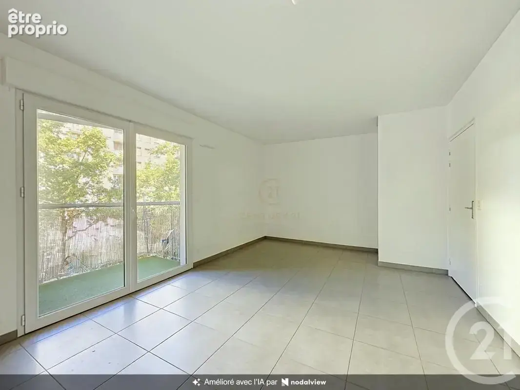 Appartement 2 pièces 36 m² à vendre à Lyon-8e (69008) - photo 2