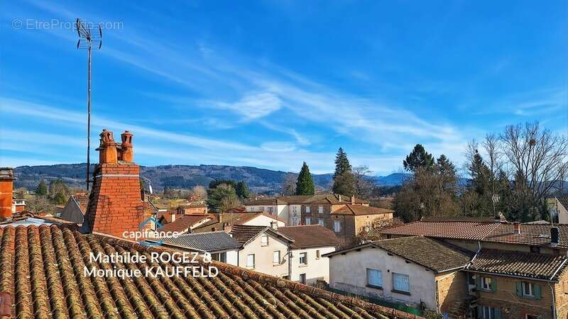 Maison à AUGEROLLES