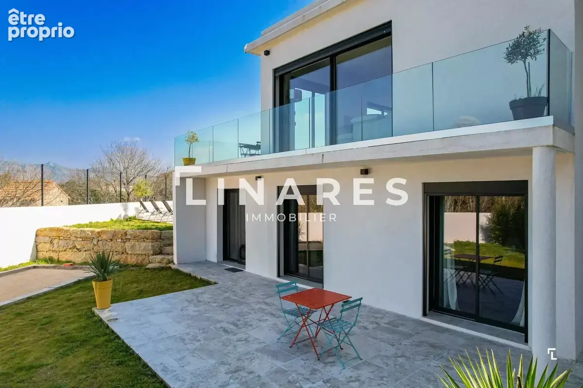 LA VERDOYANTE - Villa T5 de 180m² -  Piscine - Garage de 33m² - Terrain 1280m² - 13011 EOURES - photo 25
