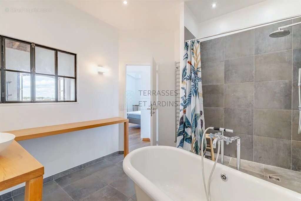 Appartement à VITRY-SUR-SEINE