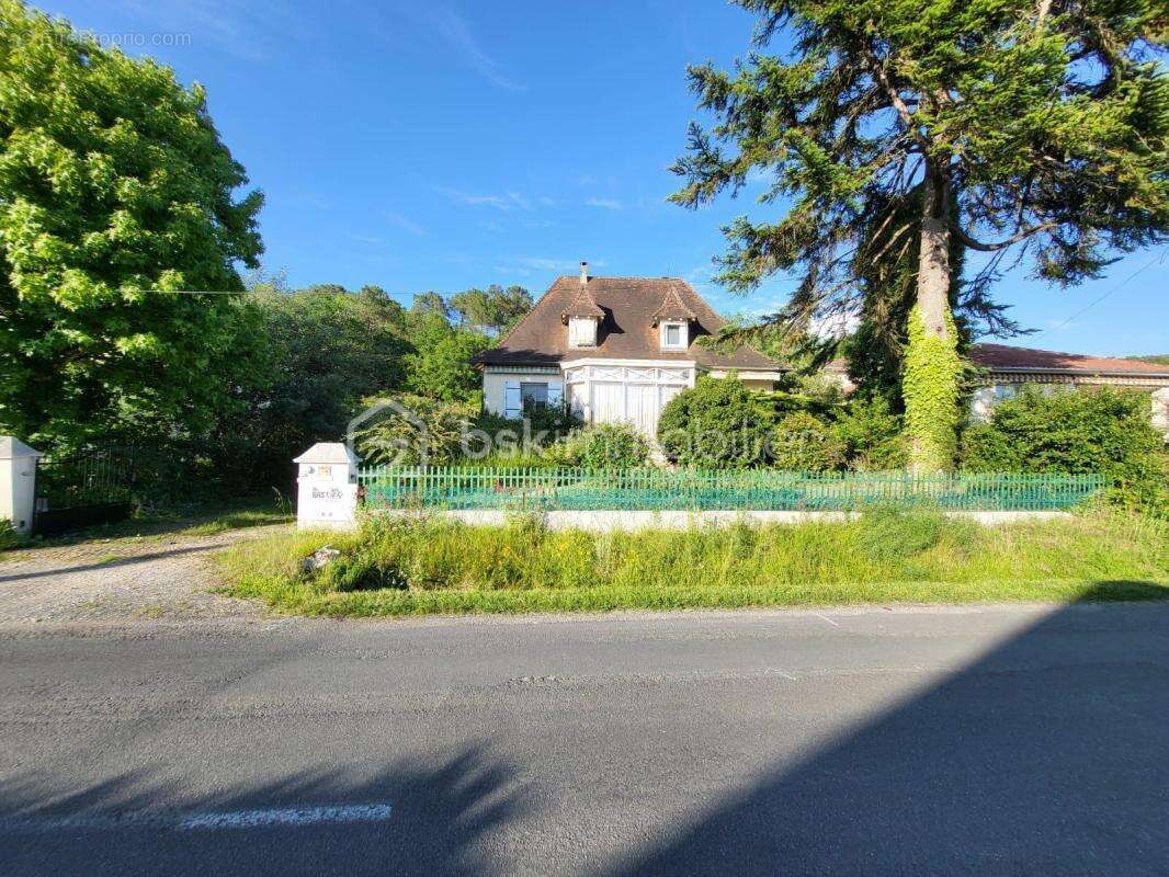 Maison à SOURZAC