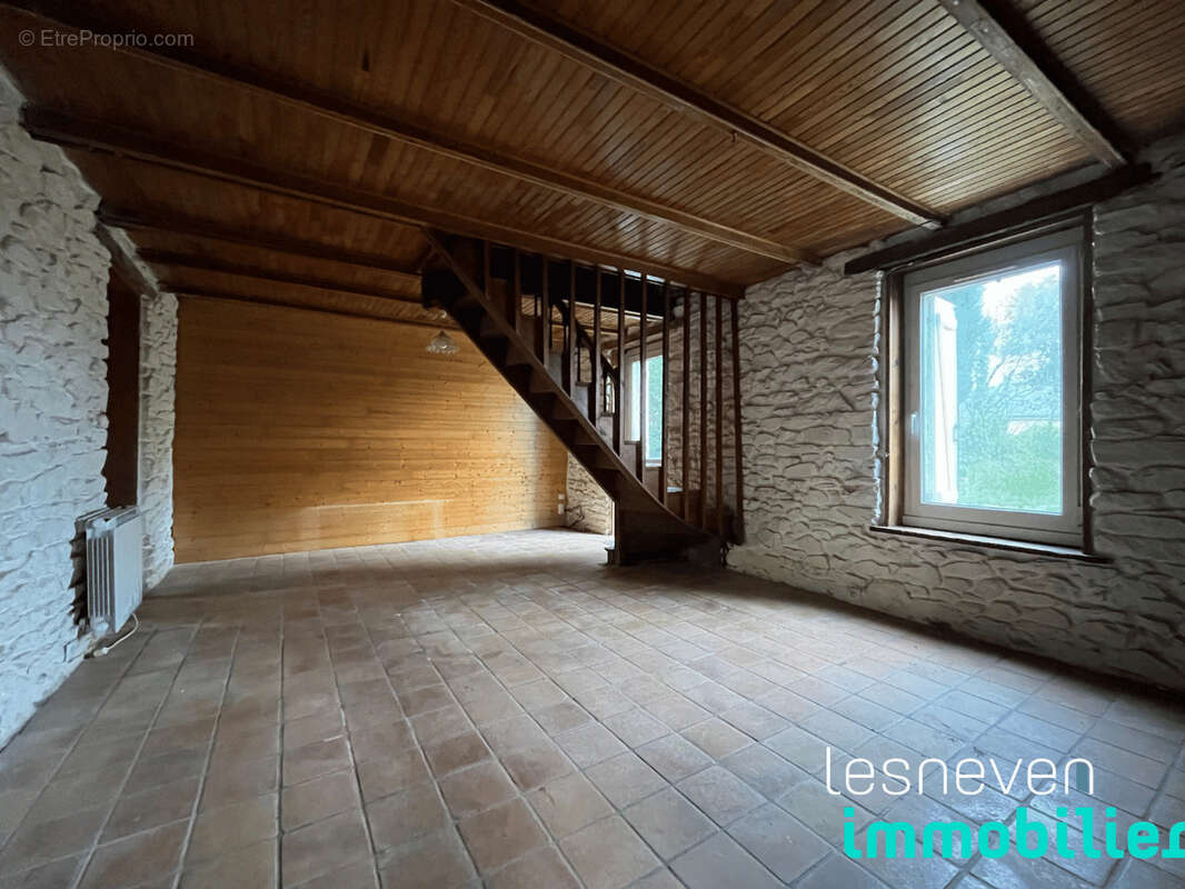 Maison à PLOUDANIEL