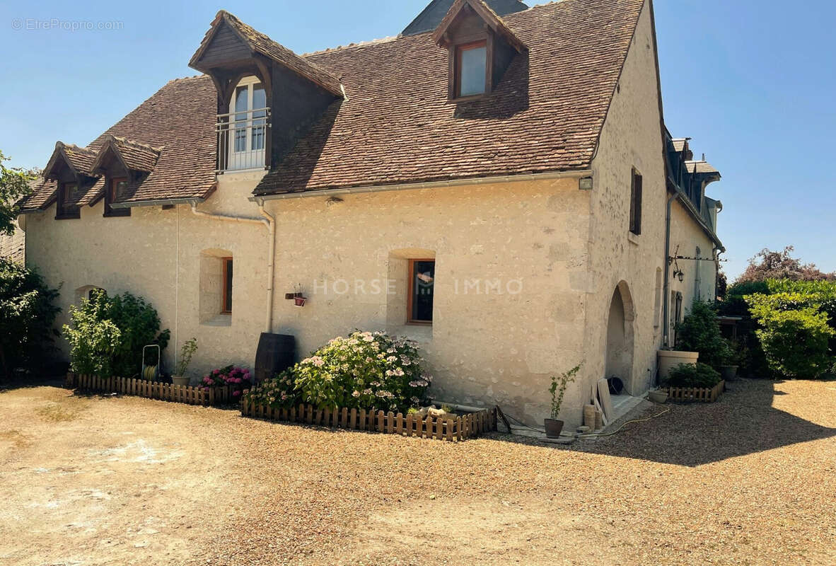 Maison 205 m² à Blois  - photo 2