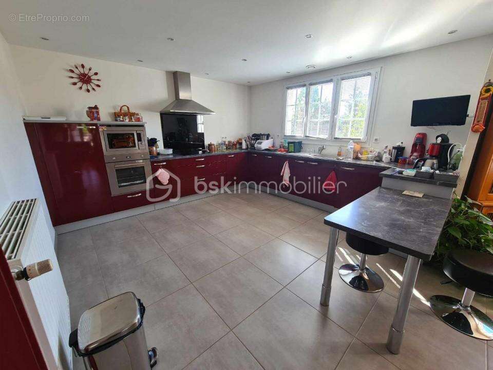 Maison à VOUNEUIL-SOUS-BIARD