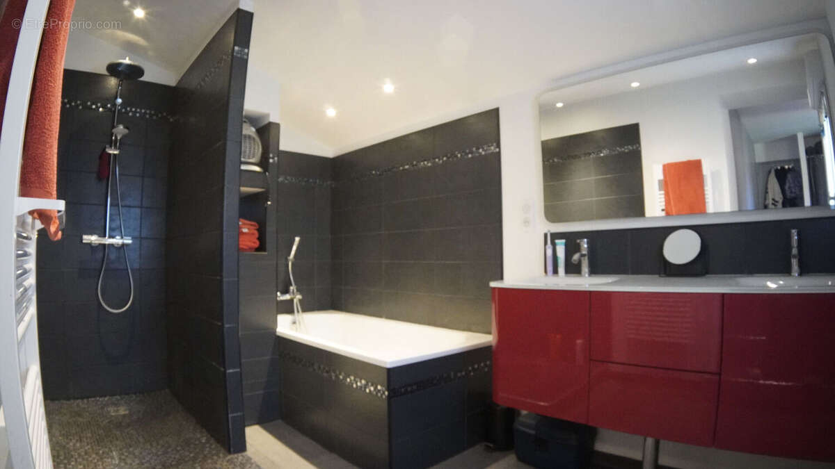 Maison à EYGALIERES