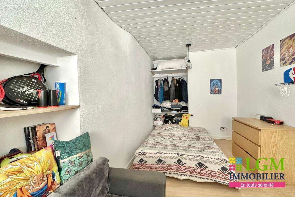 LUNEL - Maison d'habitation usage mixte coeur de ville - photo 11