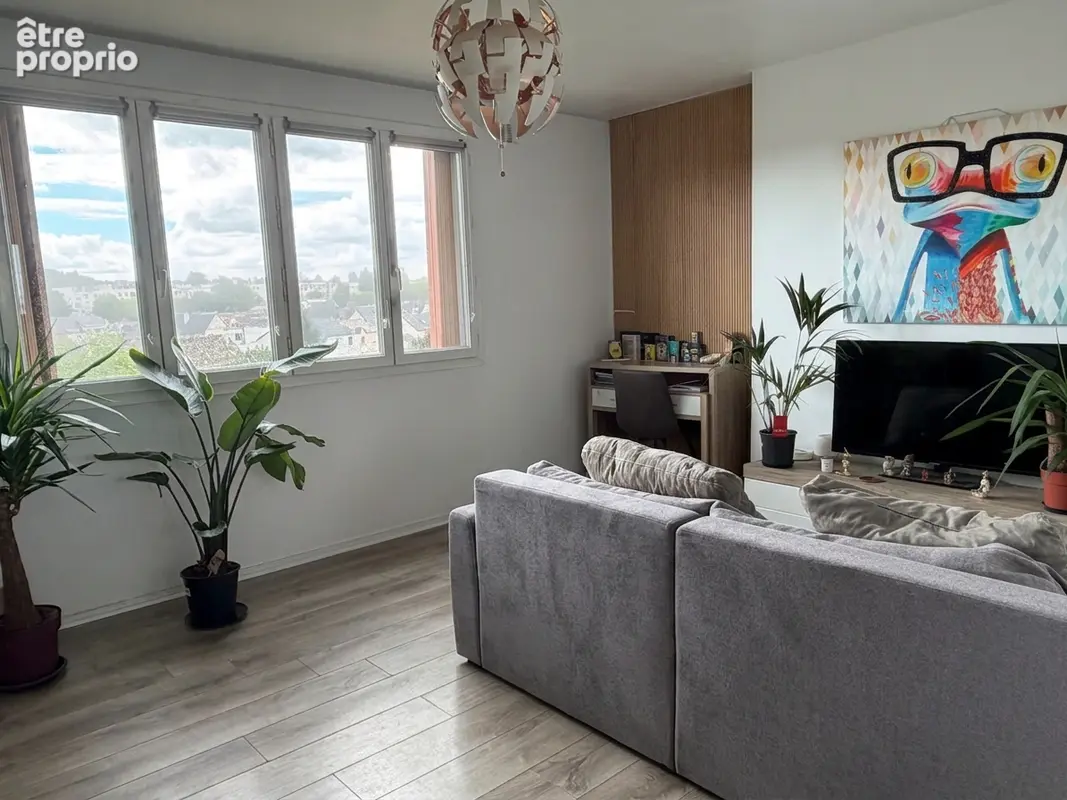 Appartement à LES CLAYES-SOUS-BOIS