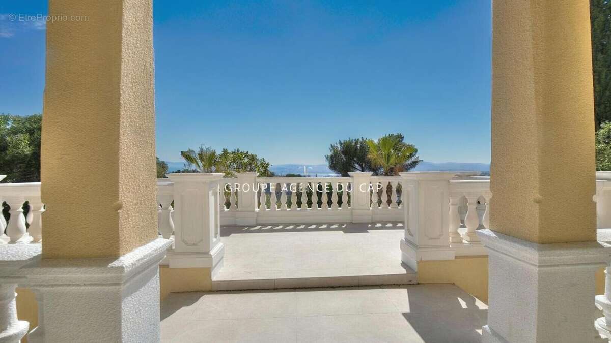 Maison à SAINT-RAPHAEL