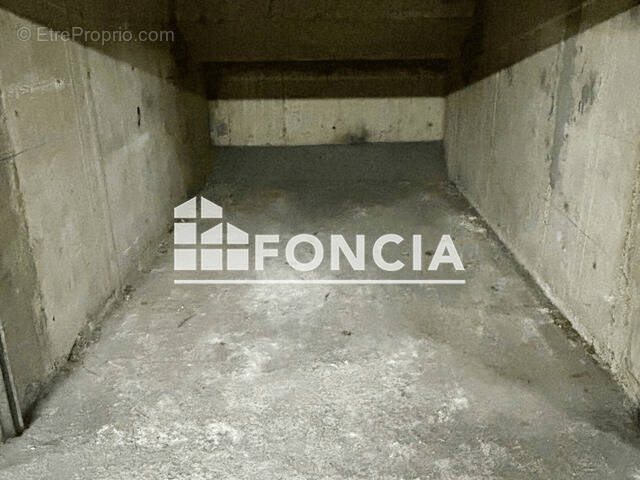 Parking à PARIS-13E