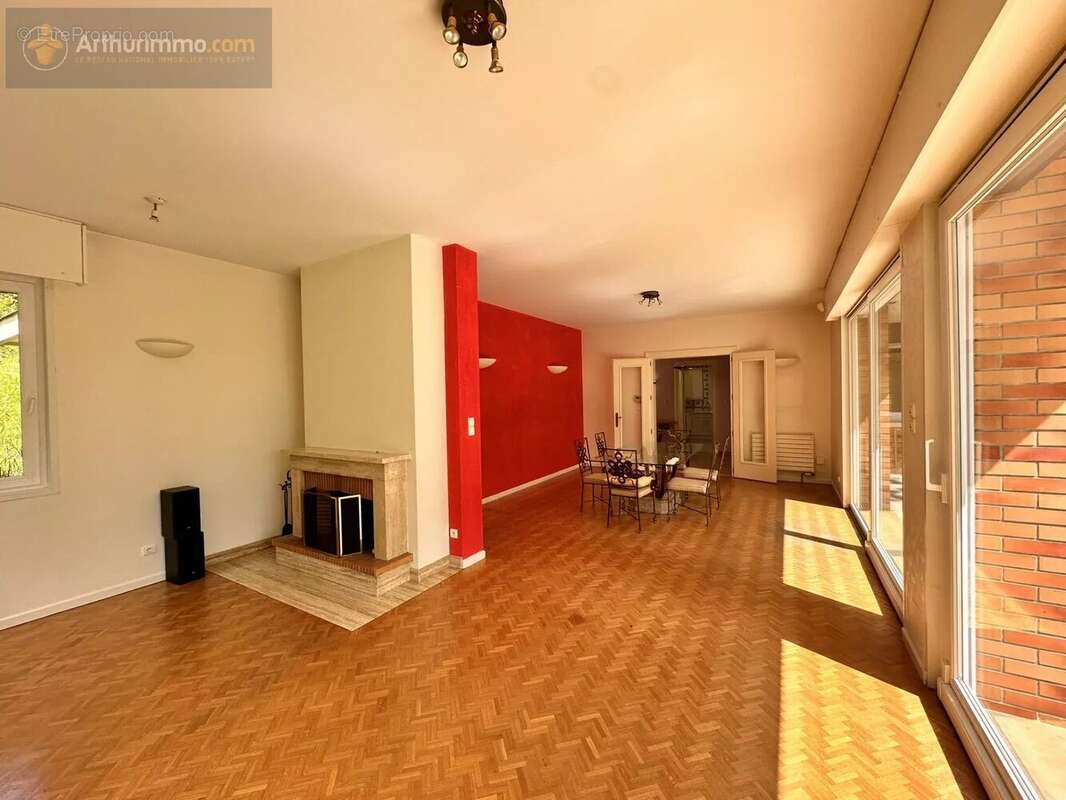 Maison à SAINTE-RUFFINE