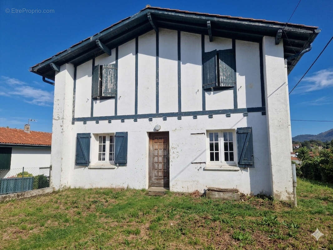 Maison à CIBOURE