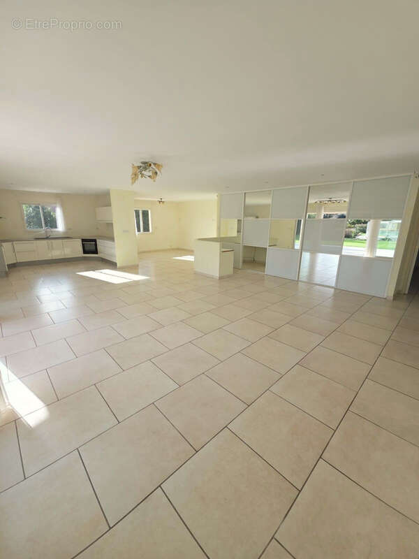 Maison à SAINT-JORY