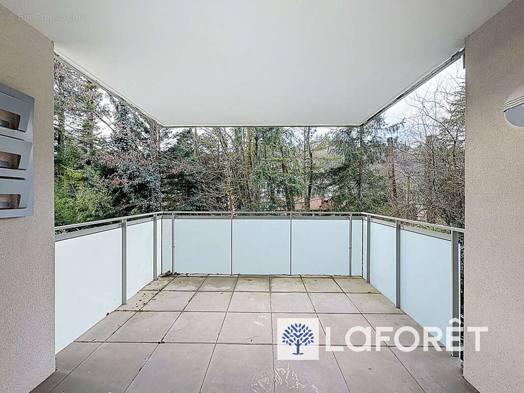 Appartement à SAINT-CYR-AU-MONT-D'OR