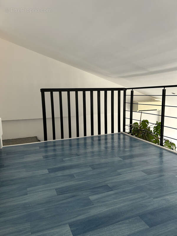 Appartement à MAUGUIO