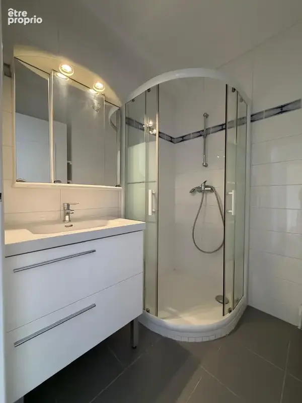 Montplaisir - 3 pc + cuis 58m2 - photo 6