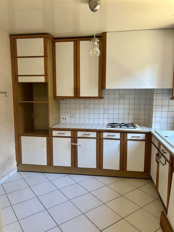 Appartement à MONTIGNY-LE-BRETONNEUX