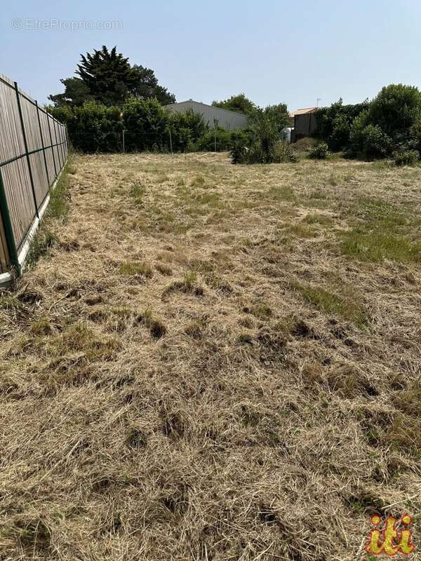 Terrain à OLONNE-SUR-MER