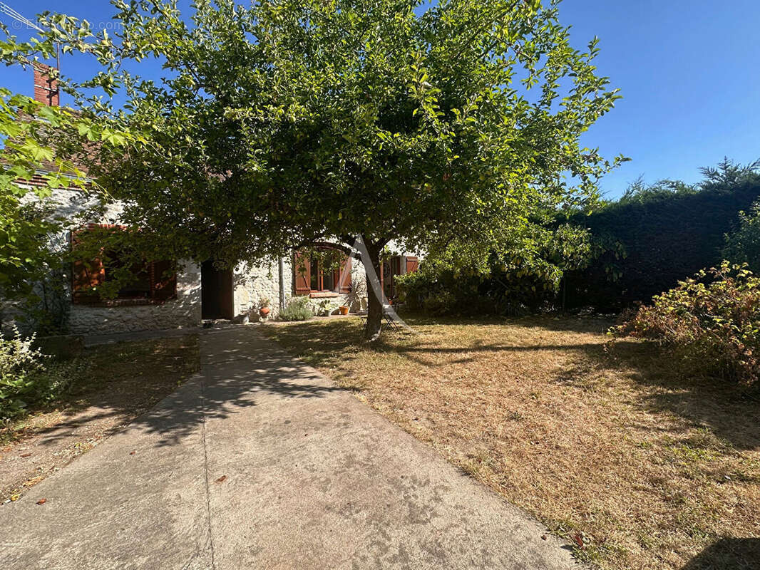 Maison à CHAMPIGNY-EN-BEAUCE