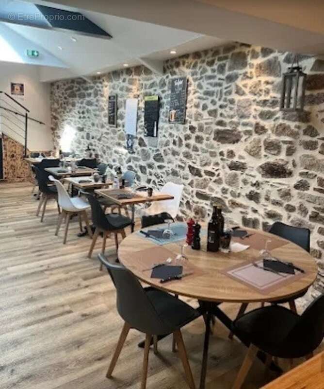 Commerce à LAMBALLE