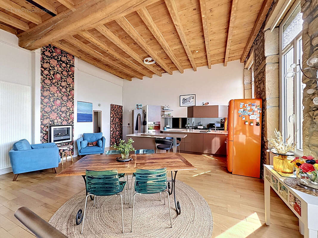 Appartement à LYON-4E